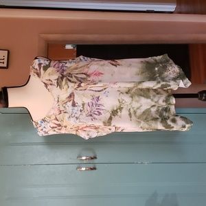 XL 16-18 Sleeveless V-Neck Tank Top Lace Inserts Green Leafy Print Sparkly Gems